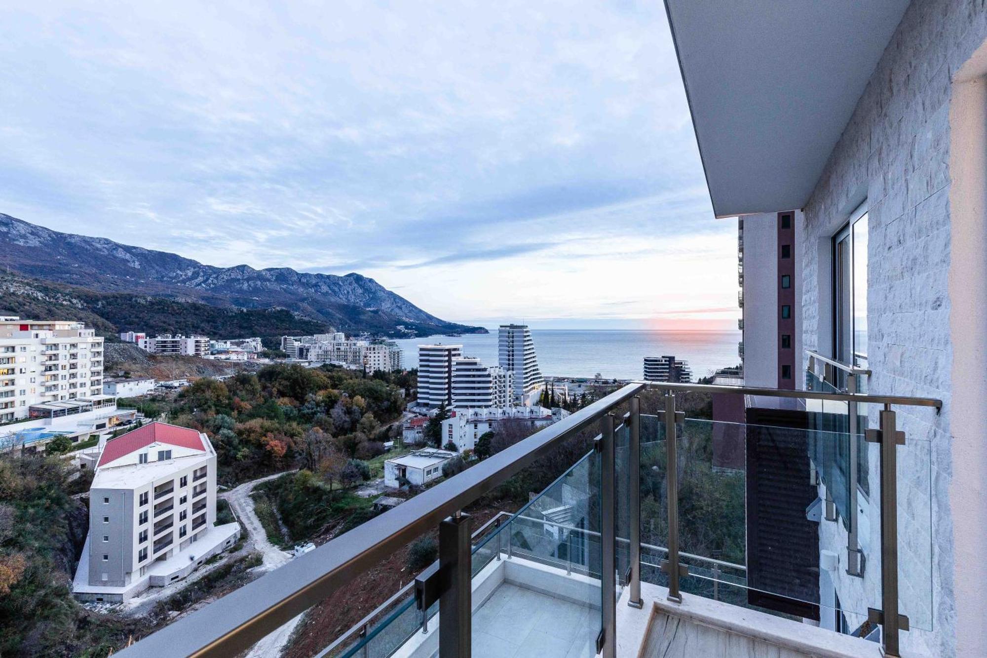 Sunny Side Wellness Resort & Spa Budva Exterior foto